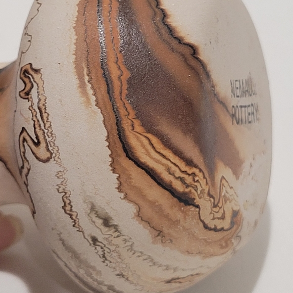 Nemadji Indian clay pottery bud vase - Picture 8 of 9